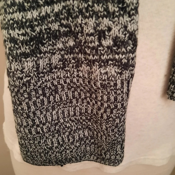 Victoria's Secret Rectangle Knit Multifunctional Scarf Black Grey - Picture 7 of 8